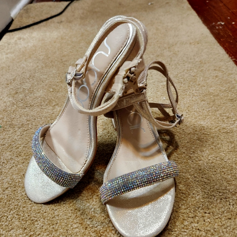 Nude, Glitter Open Toe Chunky Heel, Strappy Sandal - Sz8